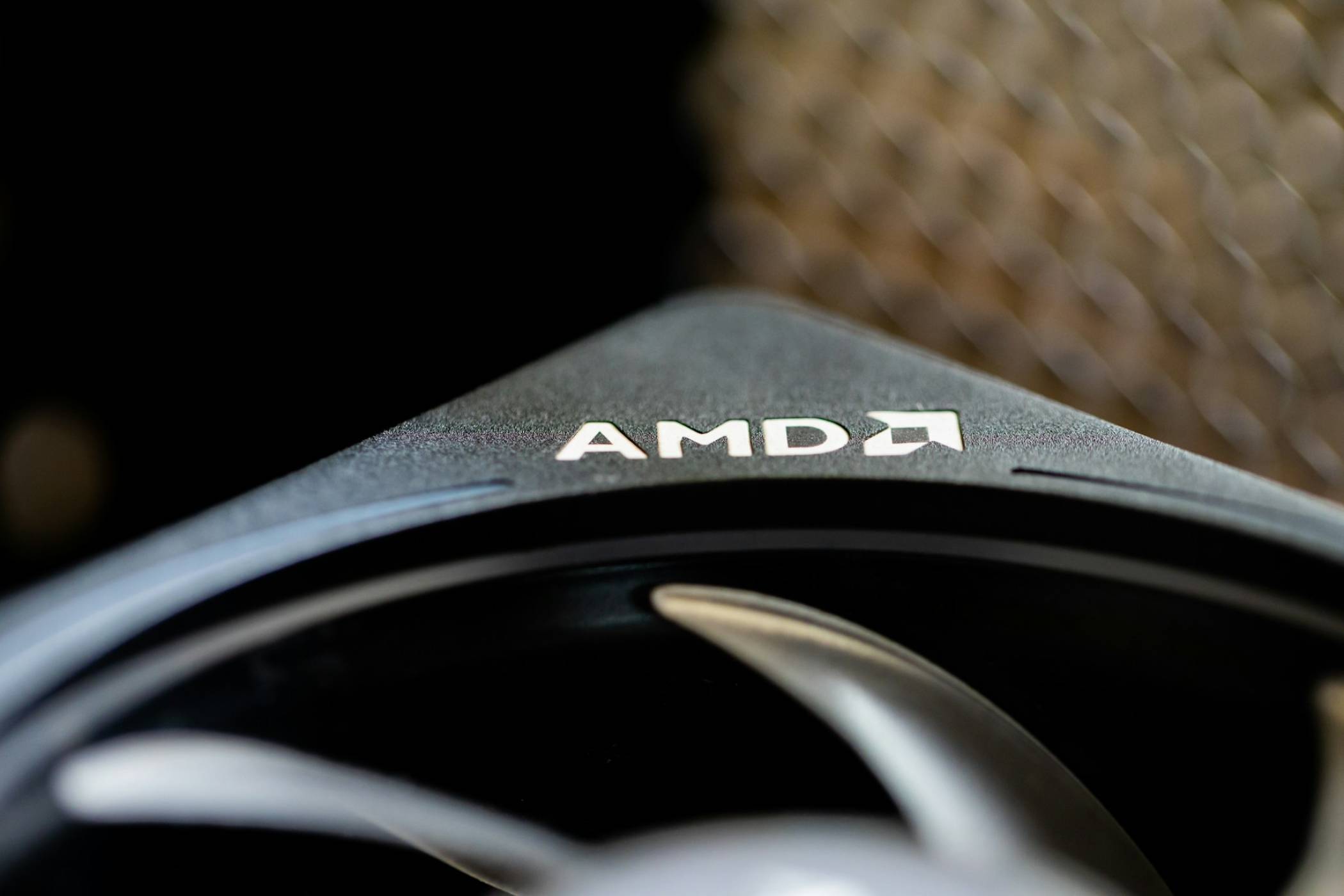 AMD няма да поддържа Windows 10 на компютъра ви с Ryzen 8050/9000 от следващо поколение 