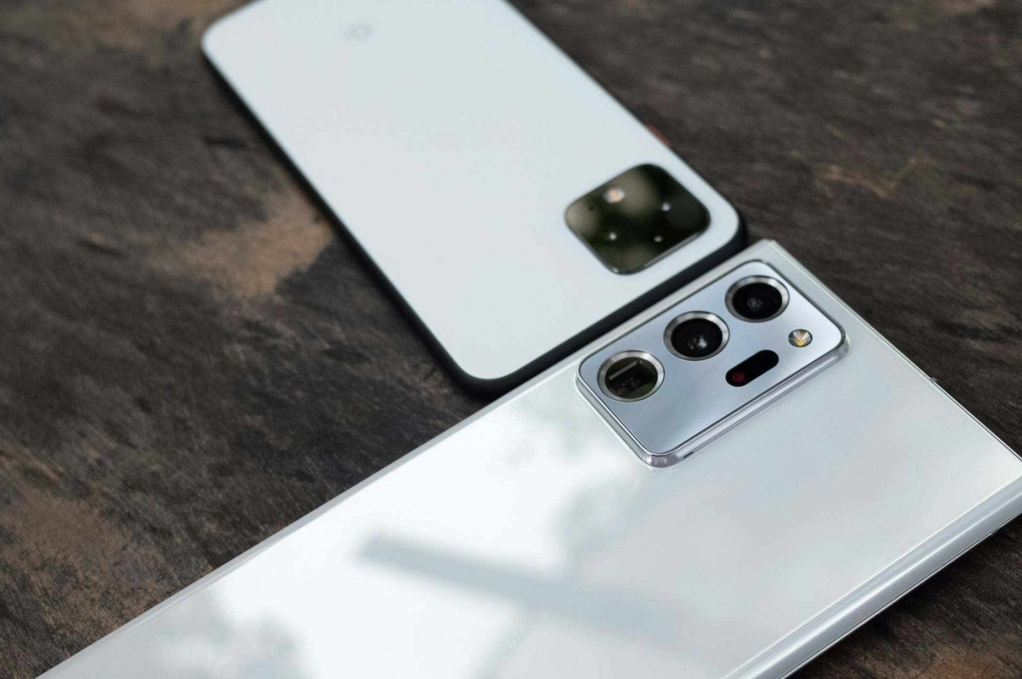 Galaxy S25 ще получи 3nm чип Exynos, който превъзхожда Snapdragon в ключов показател