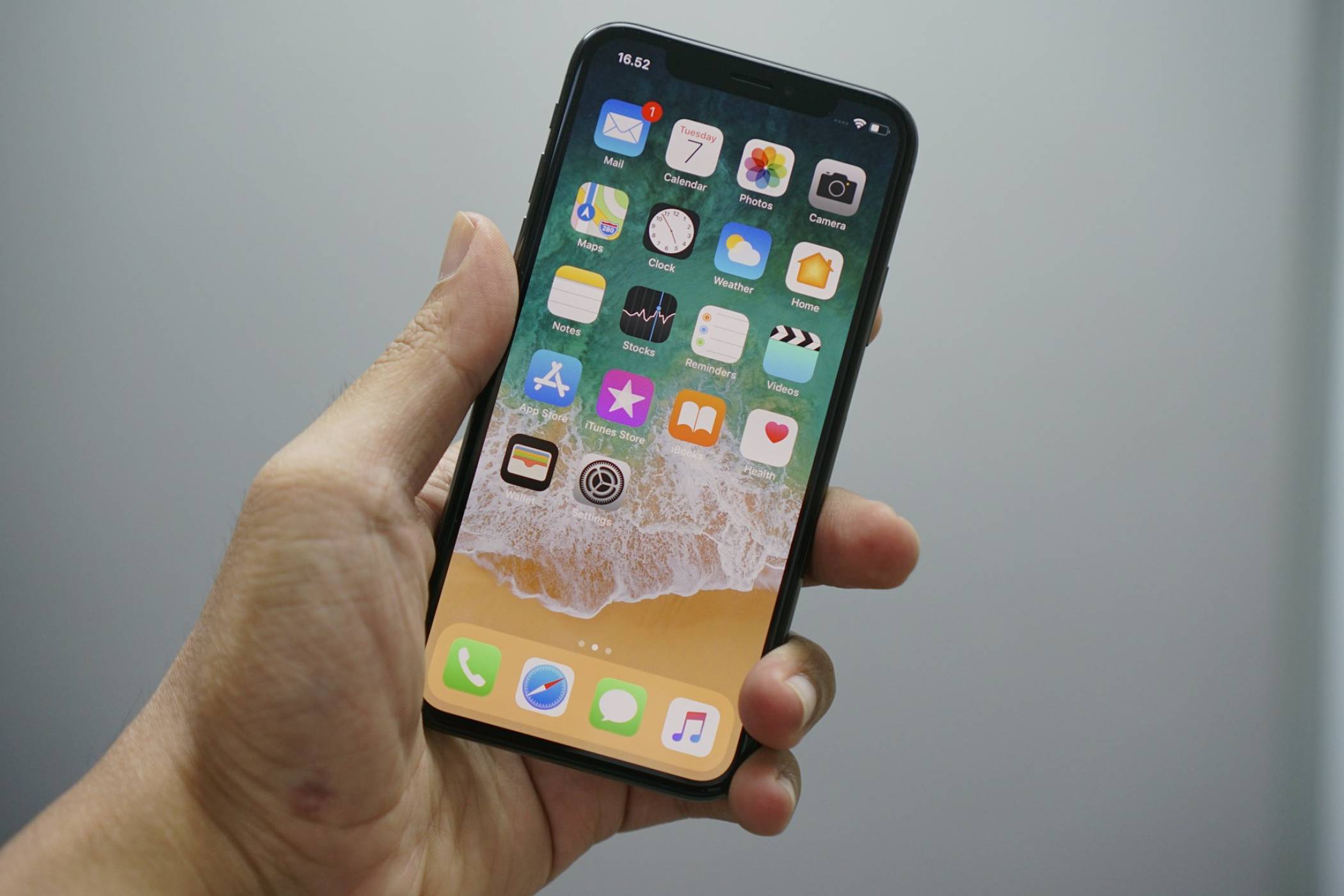 И четирите модела iPhone 16 ще имат чипове A18