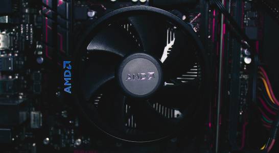 AMD вече работи по процесори Zen 7, които са три поколения напред в бъдещето