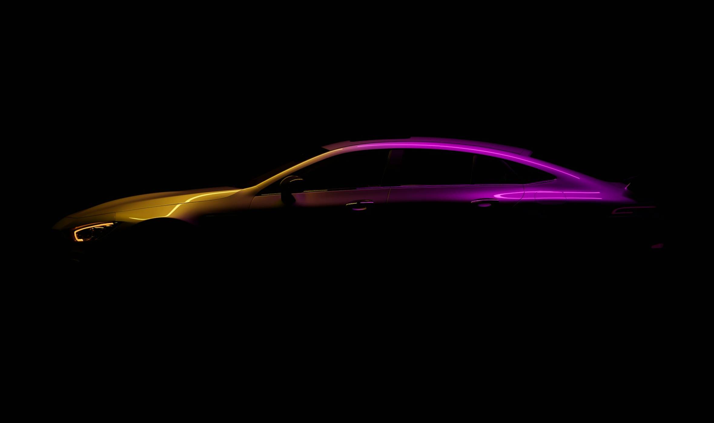 Huawei с премиера на Stelato S9 - високотехнологичен луксозен електрически седан