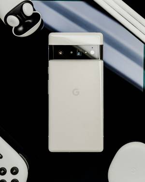 Google призна, че се изложи с некоректните изисквания към инфлуенсърите за Pixel 9