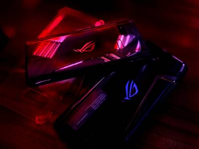 ASUS ROG Phone 9 е ноемврийският подарък за мобилните геймъри