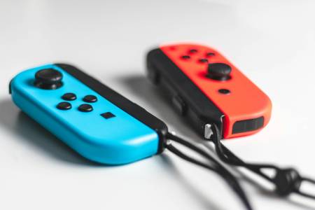 Контролерите на Switch 2 изглежда ще предвиждат командите ви