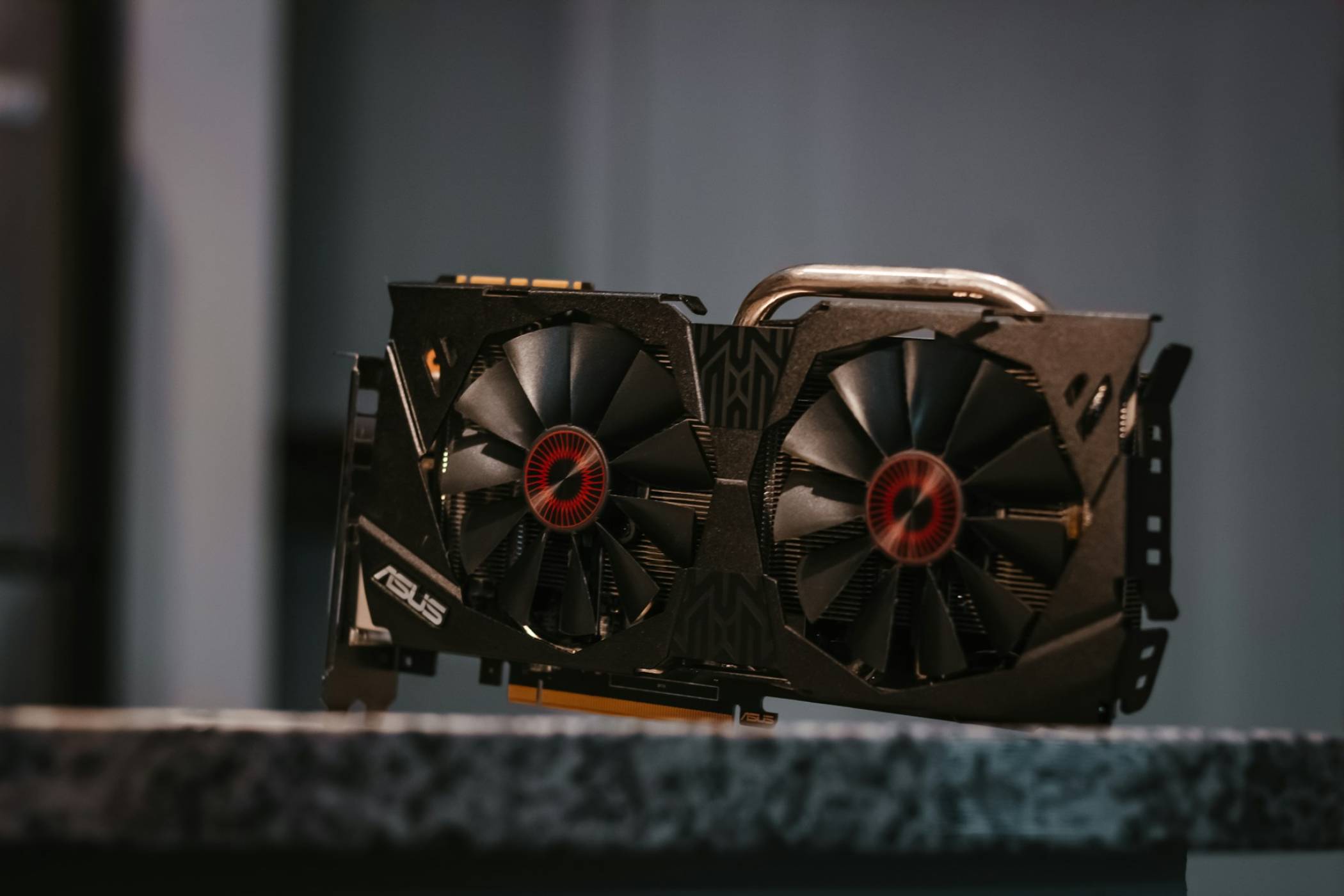 BIOS модификация помага на AMD Radeon RX 9070 да изпревари RX 9070 XT