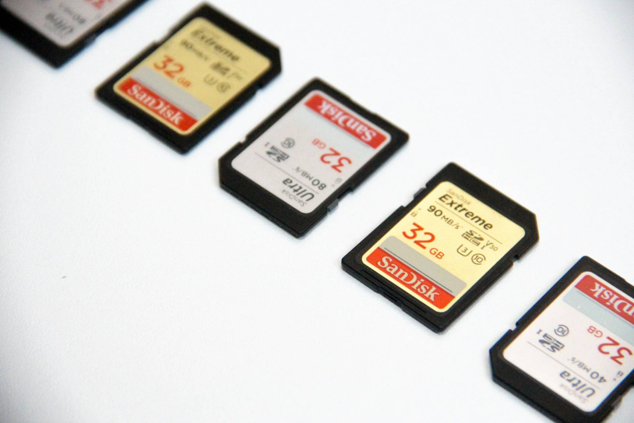 След анонса на Nintendo Switch 2 се продават по над 300 microSD Express карти на час