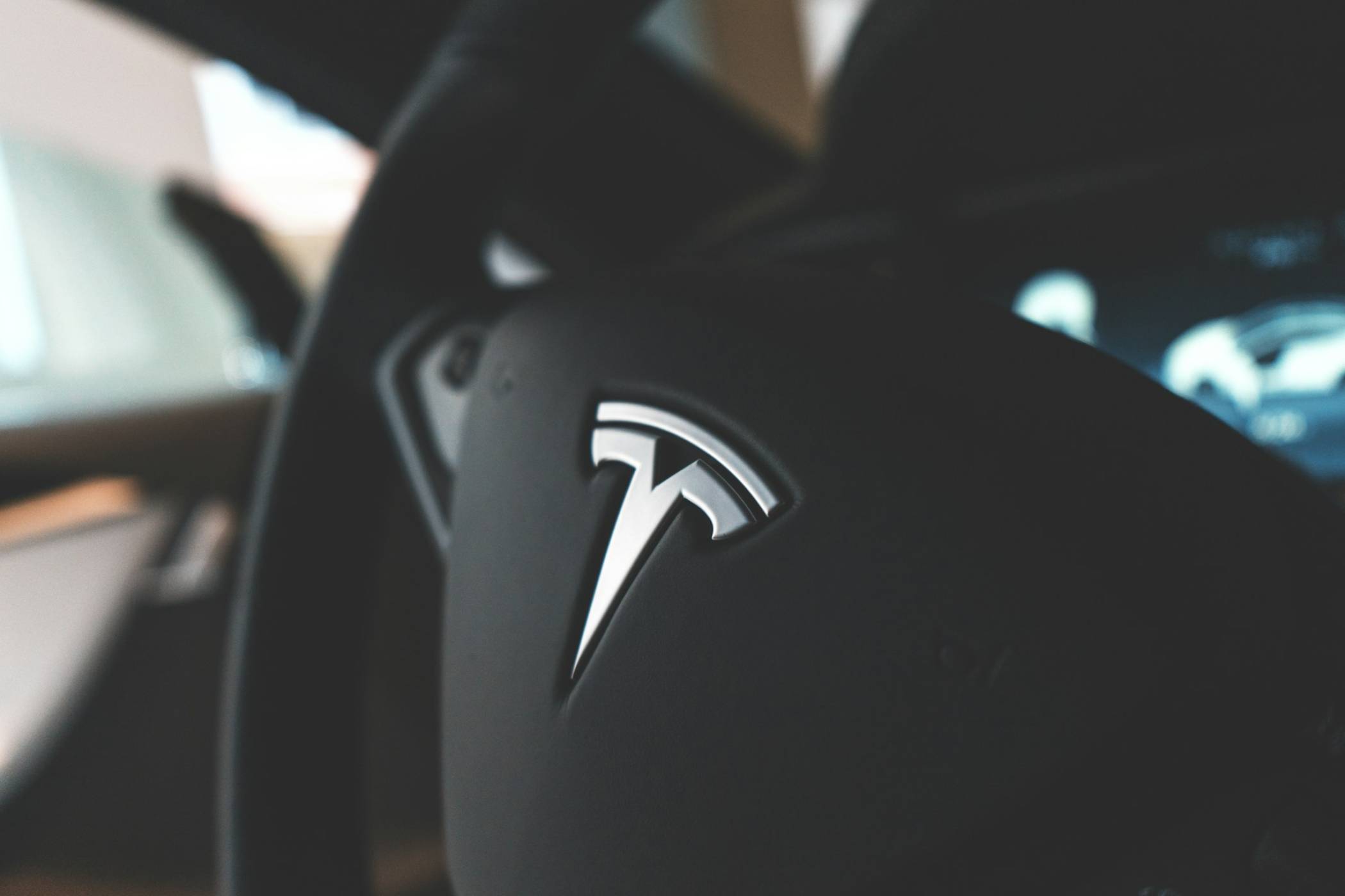 Не разрешиха на Tesla да запази думата роботакси като търговска марка