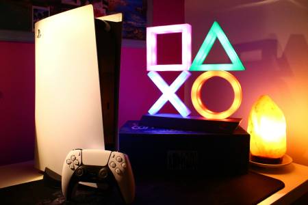 Бивш PlayStation шеф: "Ако харчите умно, не трябва да се оплаквате, че игрите струват 80 долара" 