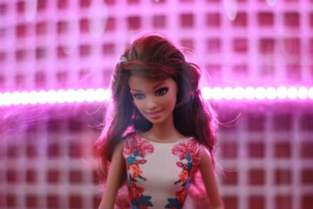 Когато Барби и Матрицата се срещнат: OpenAI ще захранва умни играчки на Mattel