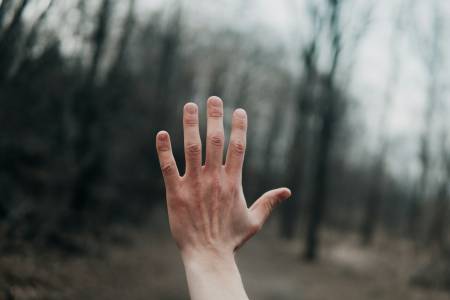 Първата в света роботизирана ръка огъва пръсти само с помощта на човешката мисъл (ВИДЕО)