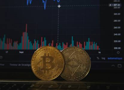 Инвеститор купи биткойн за 54 000 долара през 2011 г. и изкара днес 9.6 млрд. долара, така че да има за един Биг Мак на ден в продължение на 4.9 млн. години