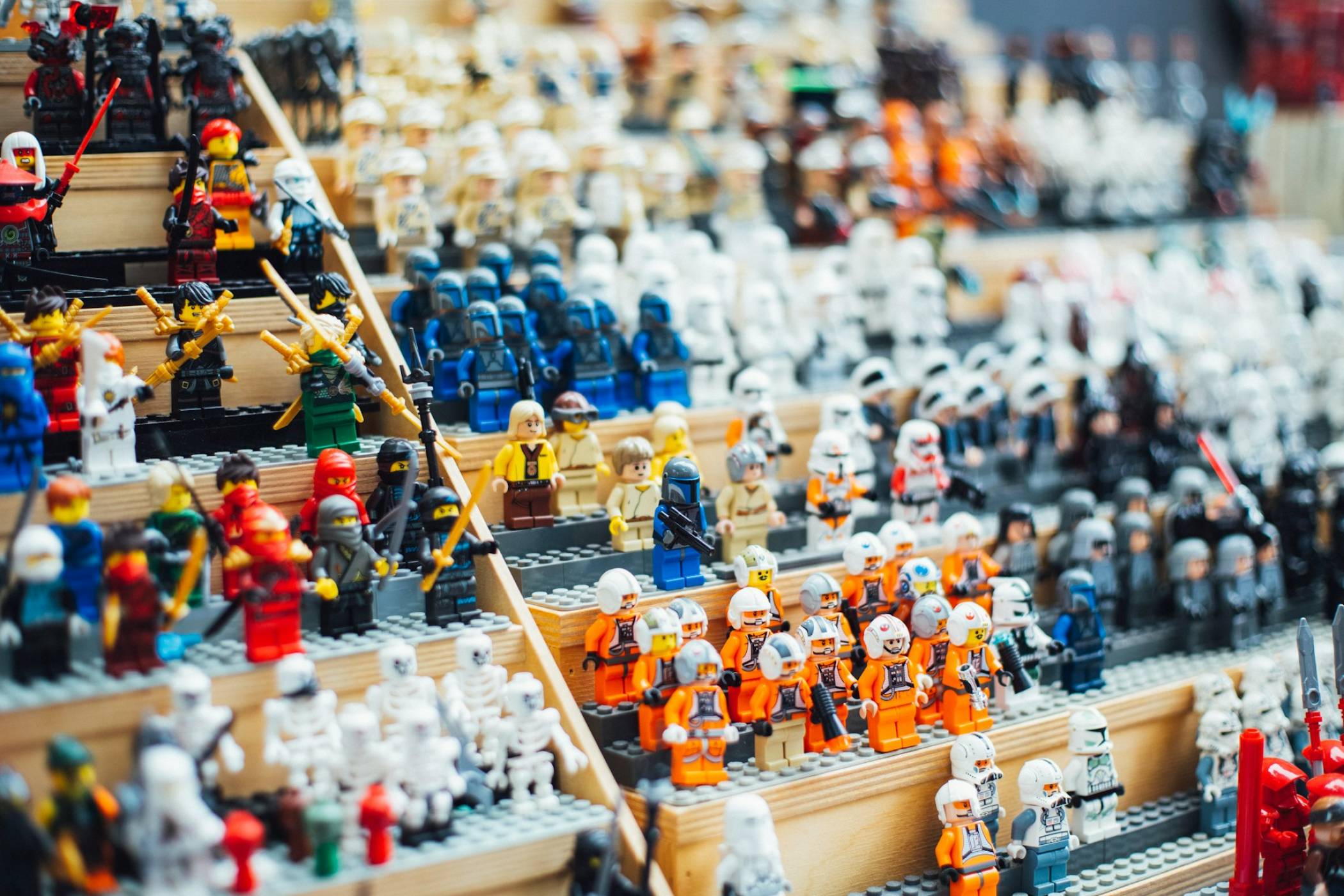 За сглобяването на новото LEGO Star Wars ще ви трябват дълбоки джобове и здрави нерви