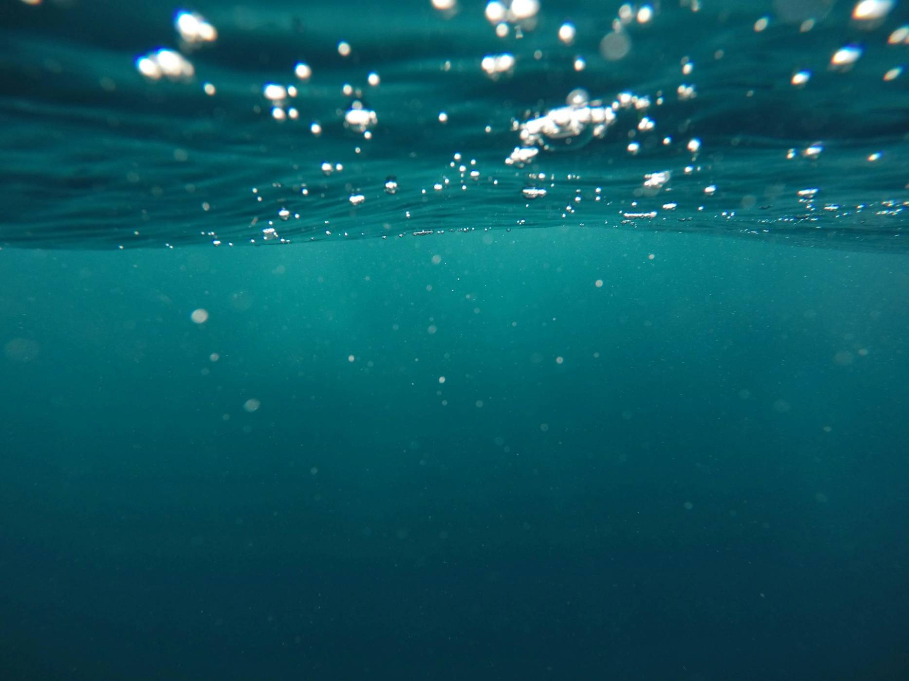 Дали водата наистина е необходима за живота? Извънземните може би използват доста по-екзотични течности