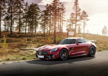 Mercedes-AMG GT XX измина обиколката на Земята в рекордно бързо пътуване 