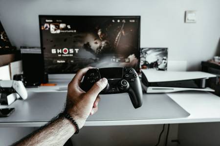 И PlayStation 6 няма да скъса с физическите носители за игрите ви