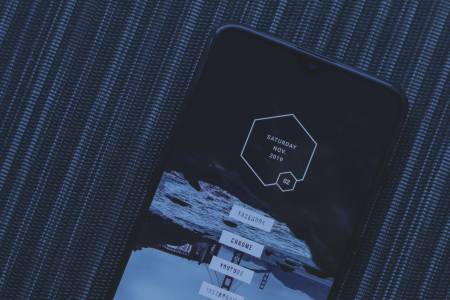 Първите Android флагмани със 100 W универсално бързо зареждане са на път, за да не се разделяте никога с телефона си