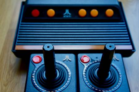 Чипс във формата на логото на Atari е новата eBay сензация