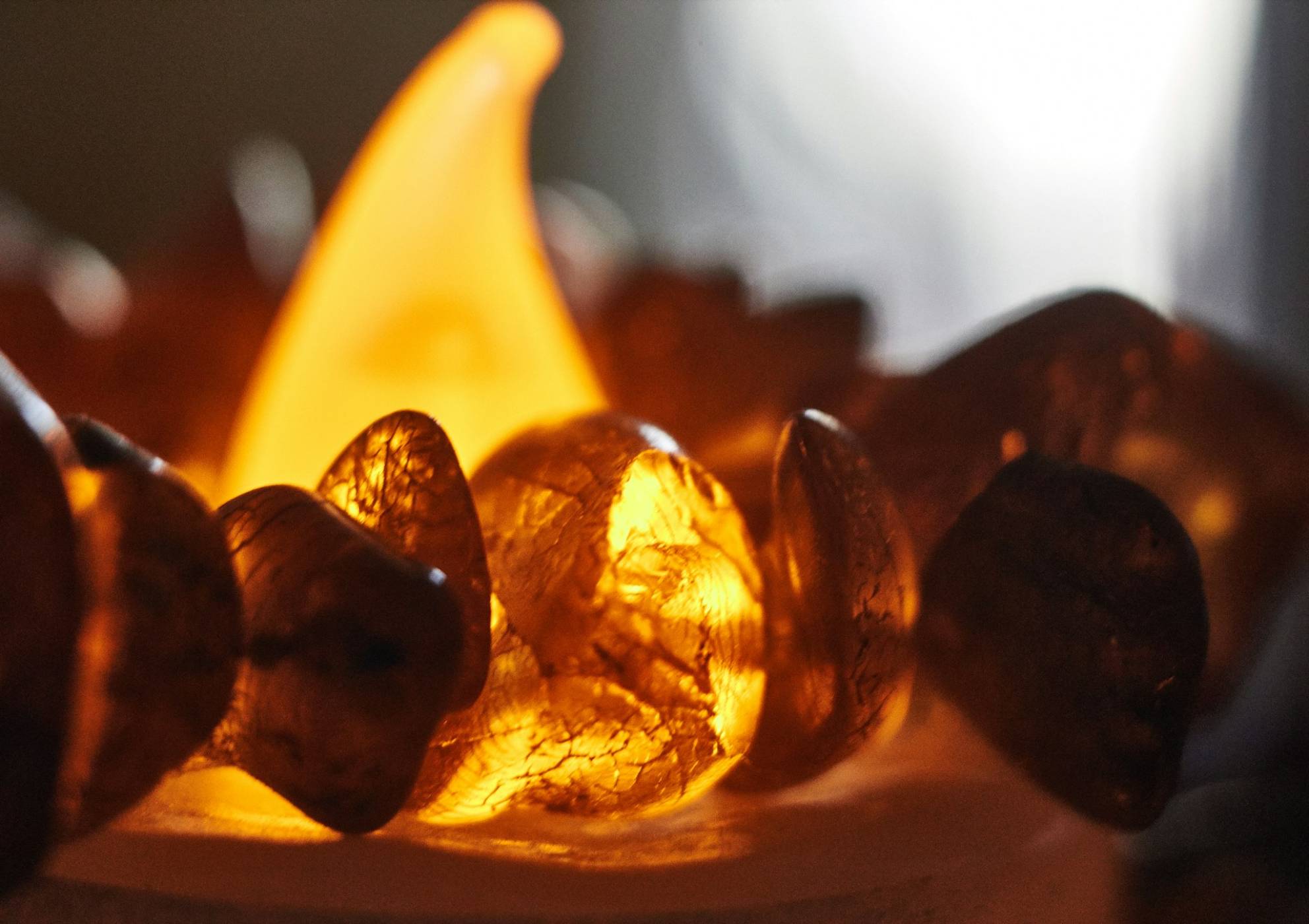 Камък за подпиране на врата в румънско село се оказа кехлибар на стойност над 1 млн. долара