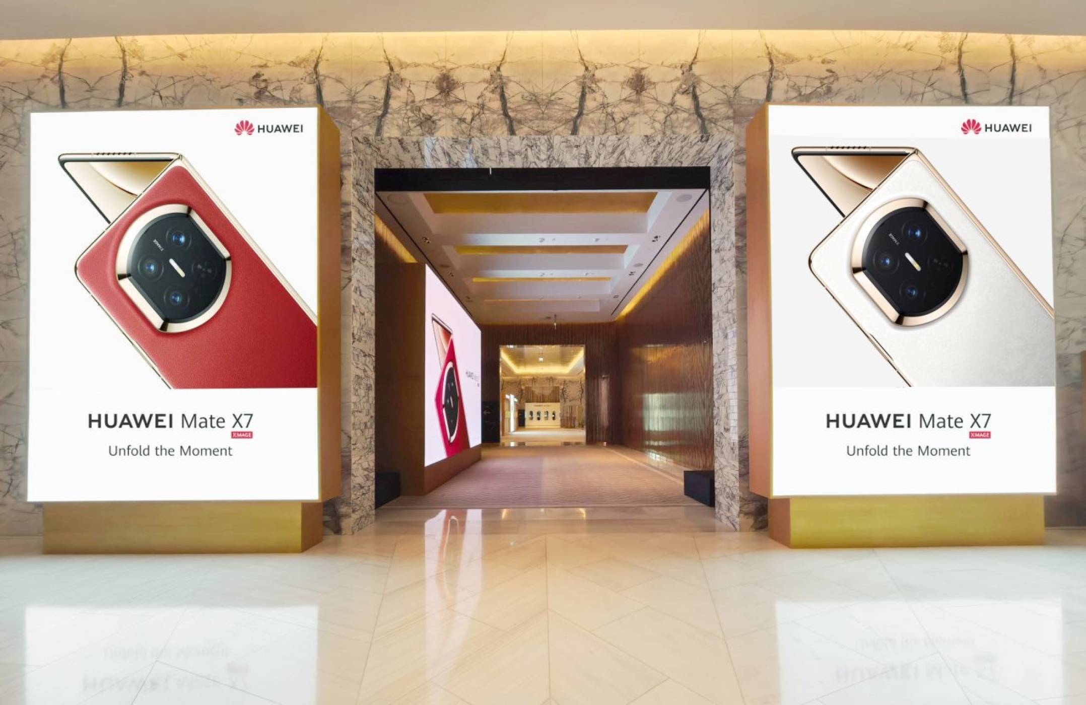 Unfold the Moment:  Глобална премиера на нов безкомпромисен сгъваем смартфон - Huawei Mate X7, и FreeClip 2 с ново ниво на комфорт и елегантност