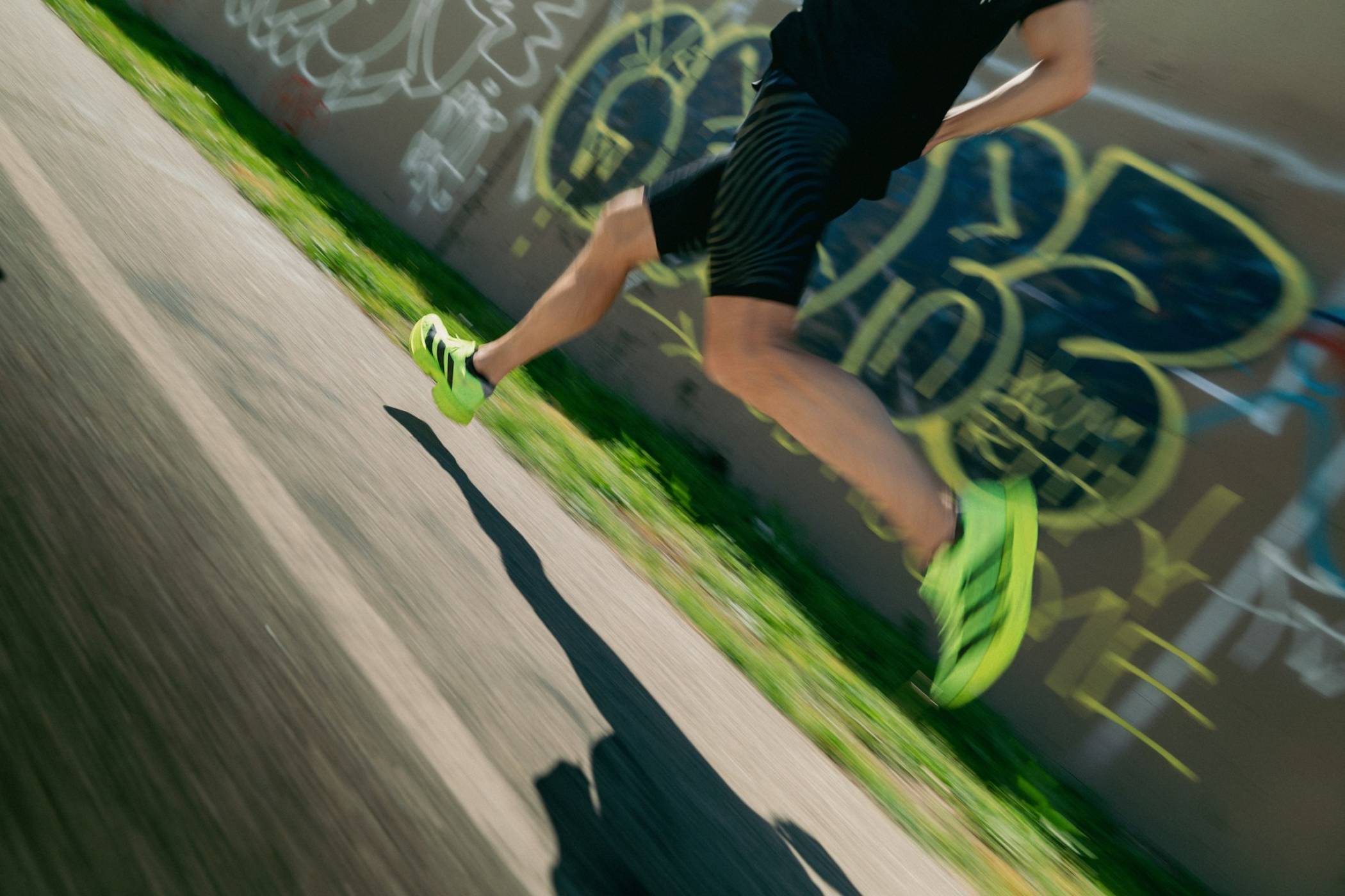 Китайските хуманоидни роботи скоро може да пратят в историята рекорда на най-бързия човек в спринта