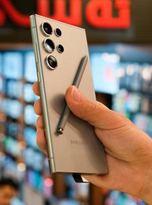 Галактическо каре: Samsung може да добави Galaxy S27 Pro като четвърти топ модел тази година