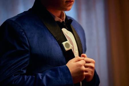 Бивши инженери на Apple създадоха ИИ бутон, който прилича на iPod Shuffle и изпълнява задачи за половин секунда