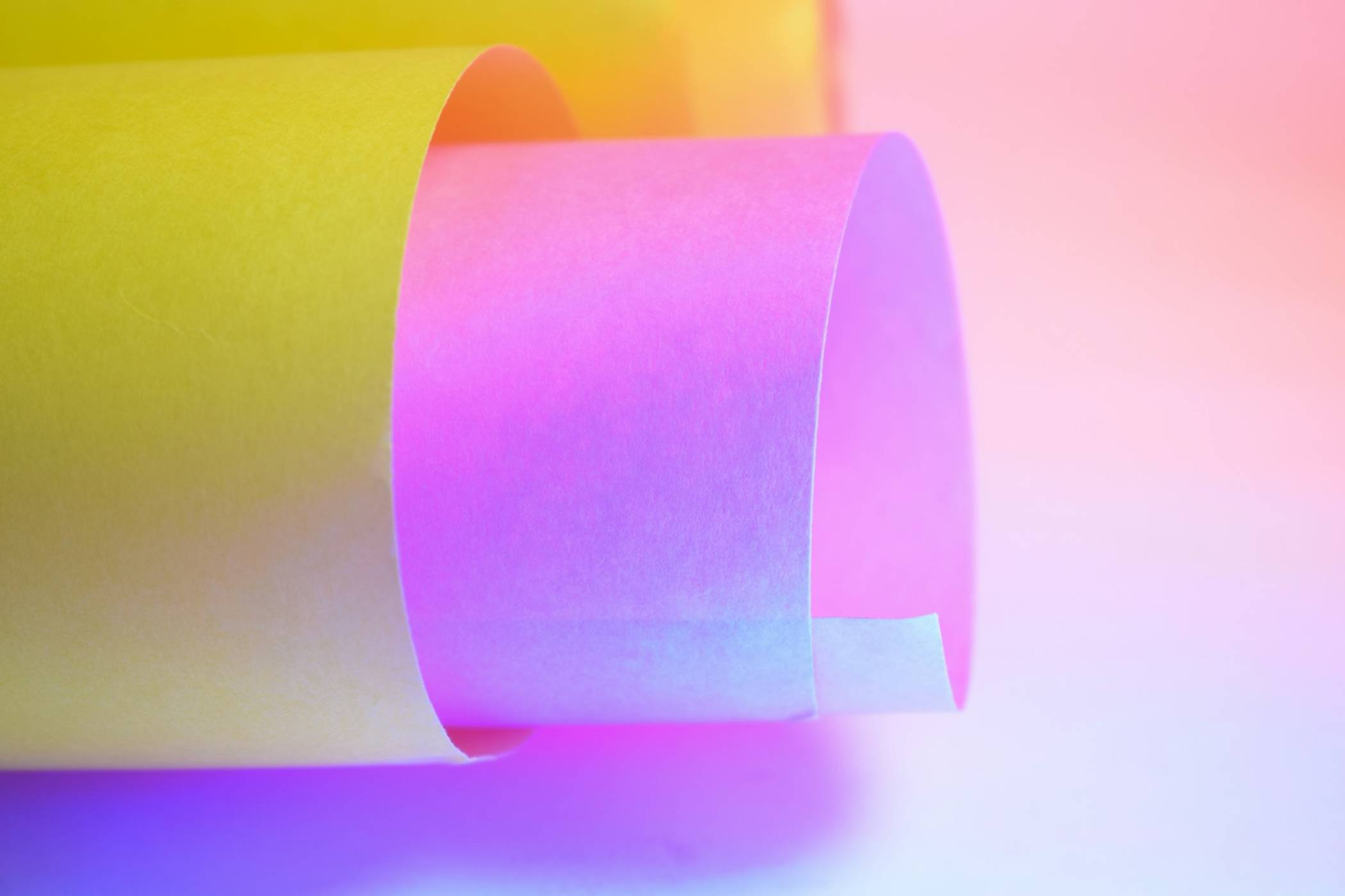 Този лазер може да залепва хартия без никакви лепила и това е по-важно, отколкото си мислите