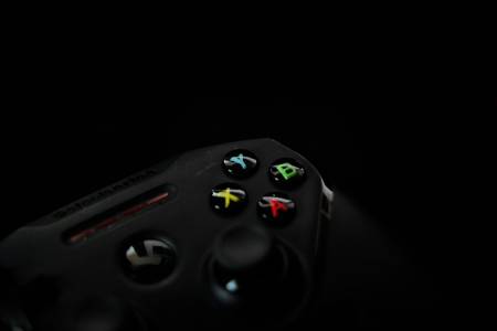 Цена от 99 долара прави новият Steam Controller по-скъп от геймпадовете за PS5, Xbox и Switch
