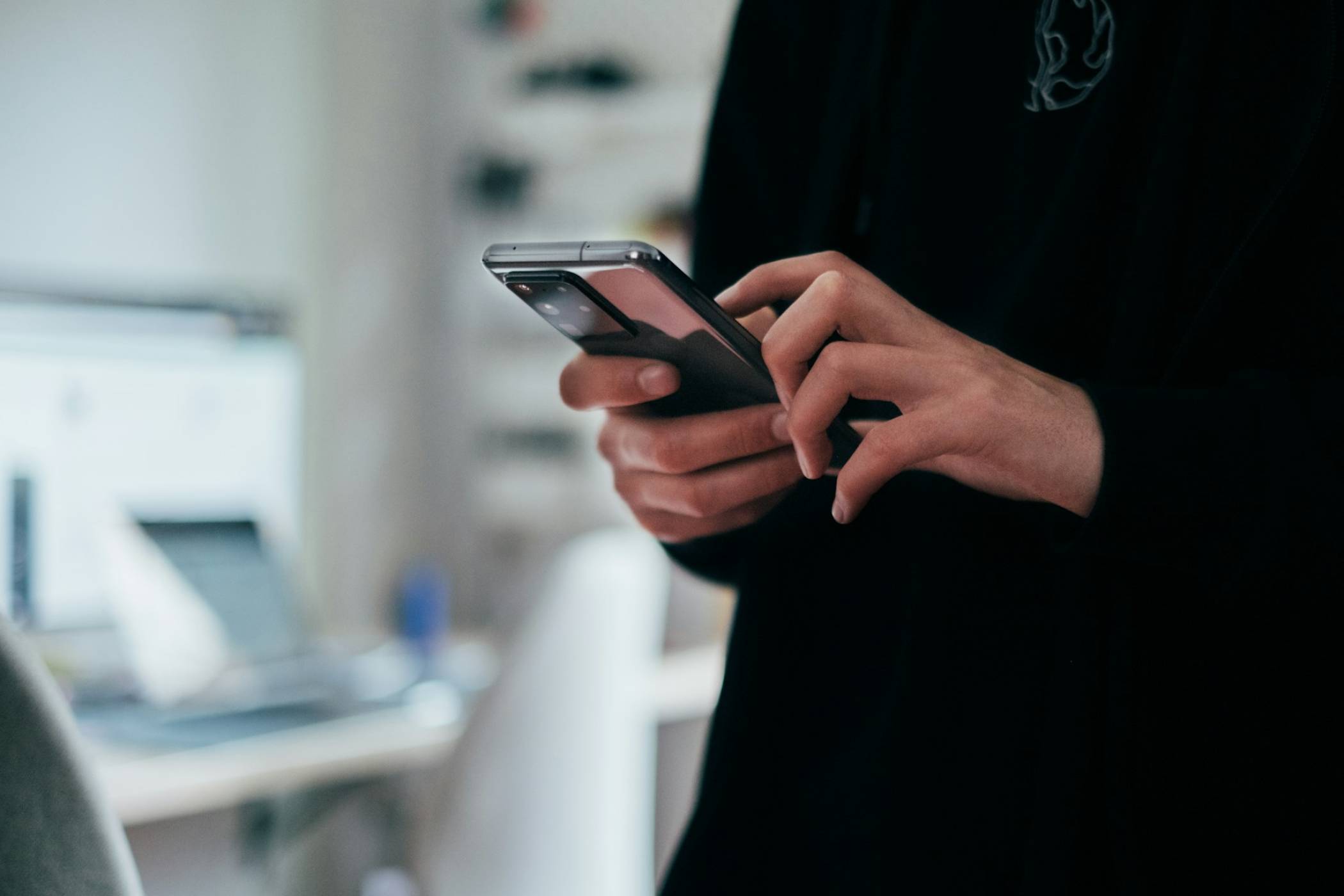 Бъдещият смартфон с ChatGPT може да остави в миналото приложенията, каквито ги познаваме днес