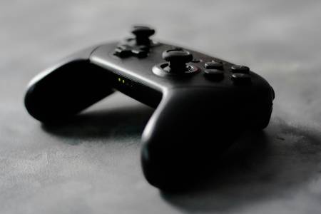 Steam Controller вече се продава в eBay за над 300 долара