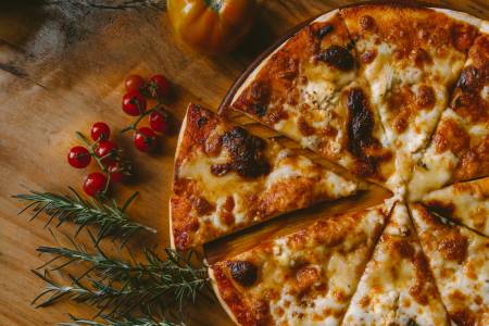 Течната пица на Pizza Hut: Поредният знак, че човешката цивилизация трябва да си зададе някои сложни въпроси