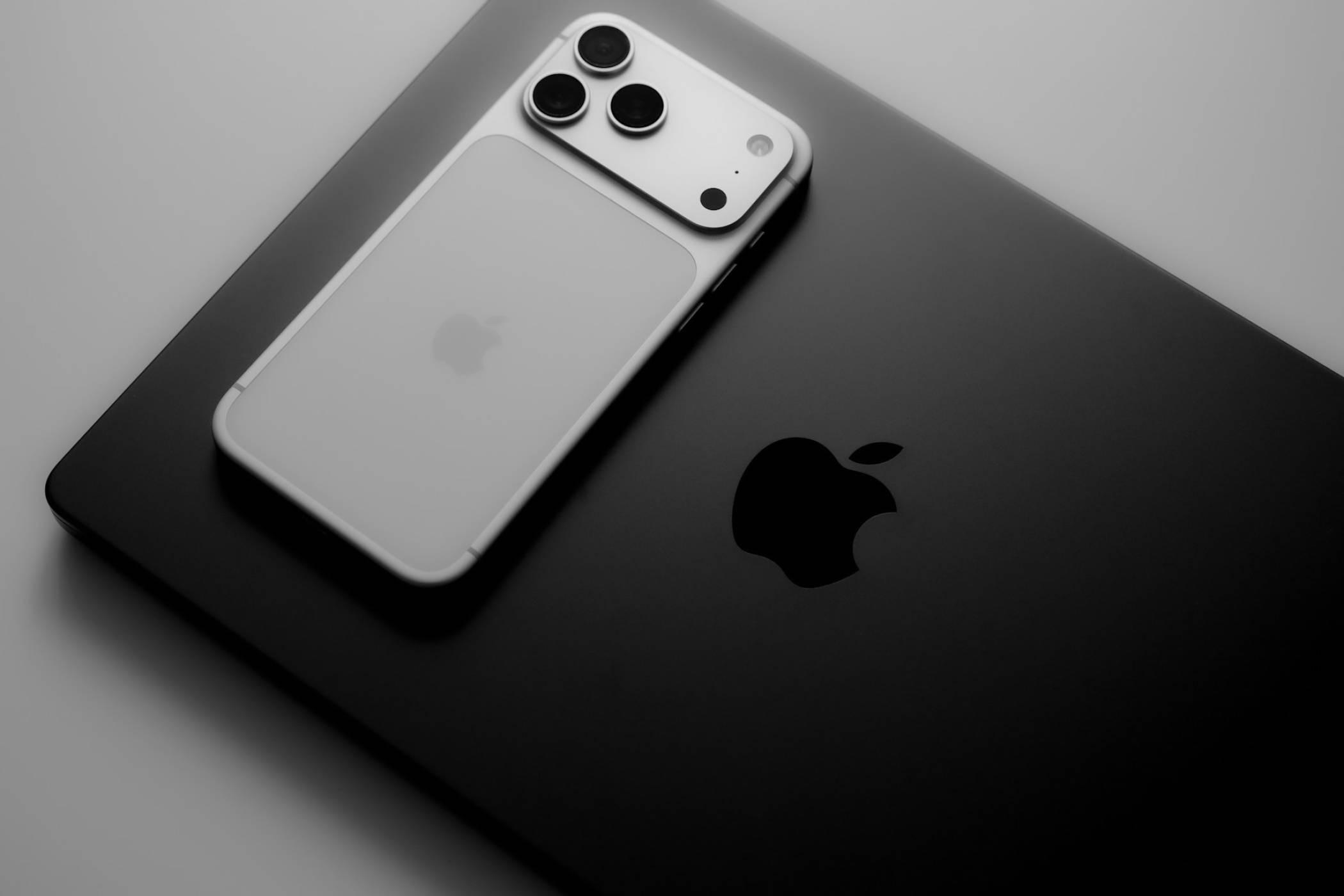 Ако имате iPhone 17 Pro, то вече притежавате официално най-бързо зареждащият се смартфон в света