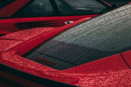 Ferrari срещу Tesla: Електрическото Luce губи по ключови показатели за скорост и пробег от Model S Plaid