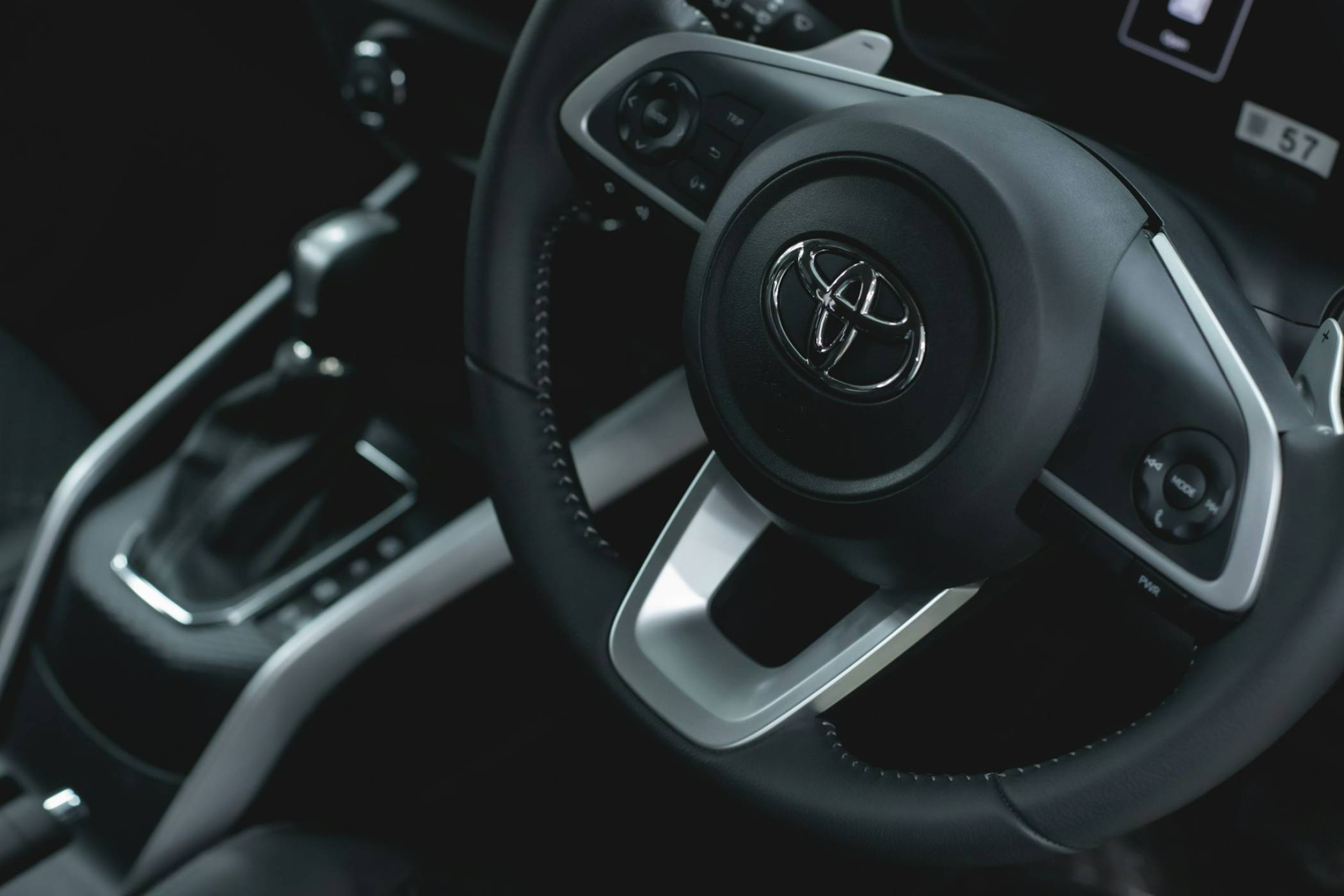  Състезателният автомобил на Toyota с двигател на течен водород е готов за дебют в Льо Ман 