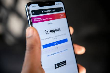 Най-сетне може да пренареждате публикациите си в Instagram 