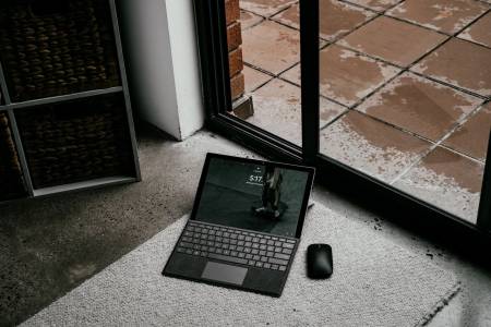 Новият Surface Pro контрира RAM апокалипсиса с по-достъпна цена, но по-малко оперативна памет