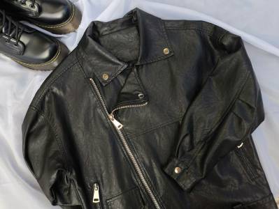 Jensen Jacket: Емблематичното кожено яке на шефа на Nvidia може да се продаде за 60 000 долара на благотворителен търг