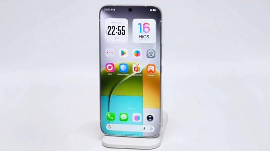 Tecno изненада големите играчи, демонстрирайки първия смартфон с изцяло безрамков дисплей