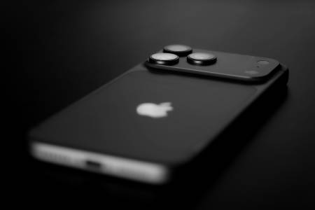 Моделите iPhone 18 Pro може да струват до 300 долара повече