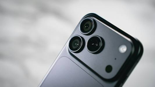 Без подобрение: Батерията на iPhone 18 Pro разочарова при гейминг спрямо неговия предшественик