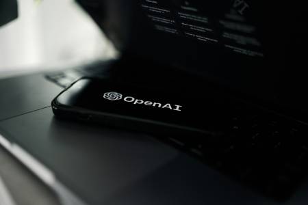 През 2027 г. OpenAI ще похарчи повече пари, отколкото има в бюджета на Норвегия и Индонезия