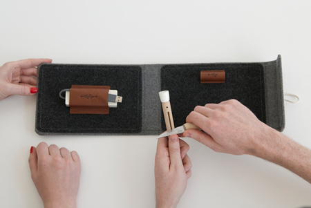 Дървен USB комплект за влюбени