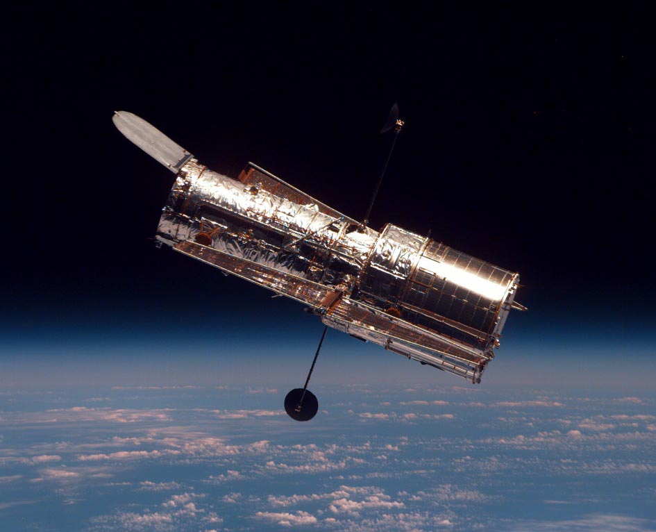 Телескопът “Hubble” става на 20 години