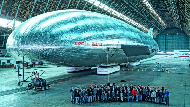 Дирижабълът на бъдещето Aeroscraft полетя 