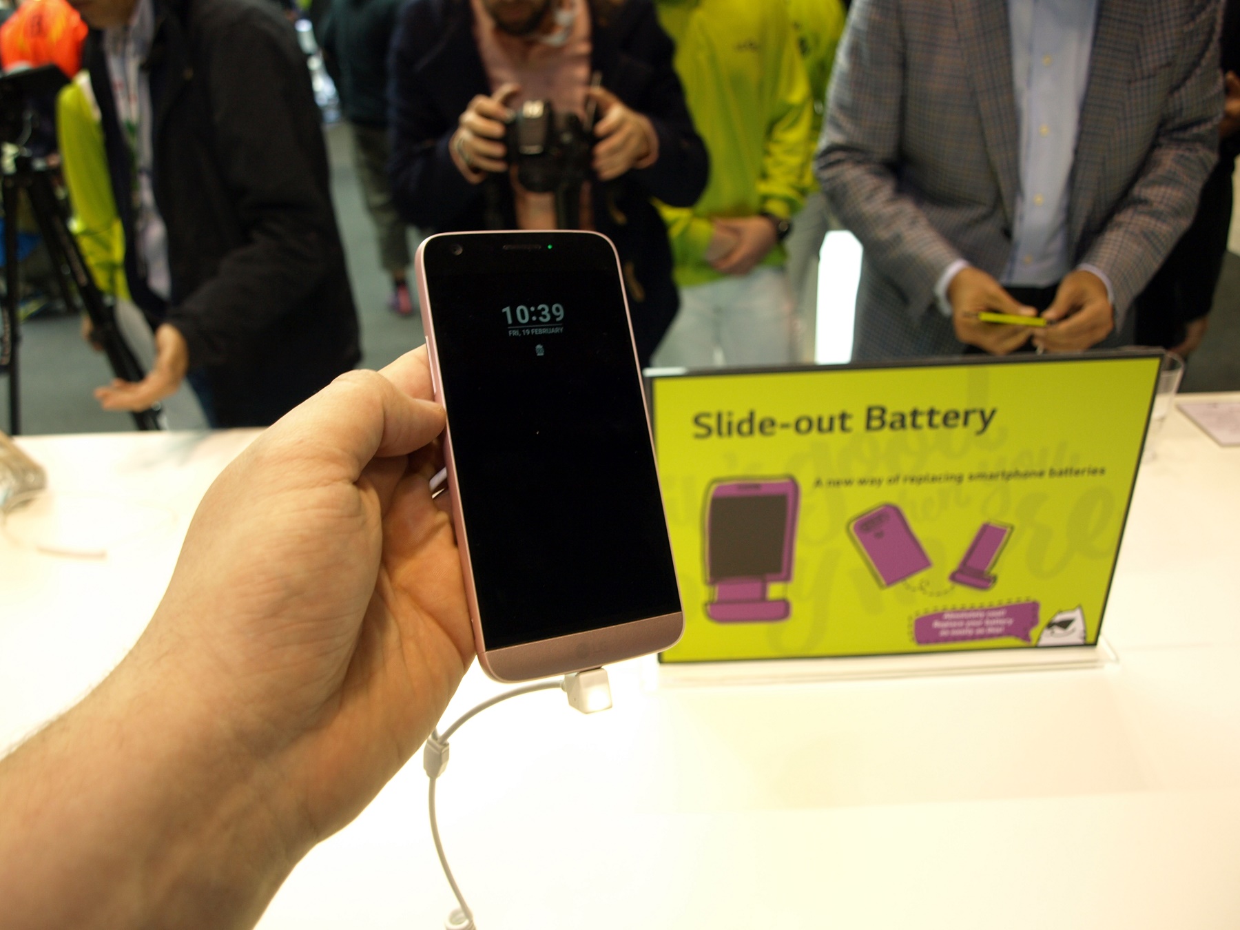 LG G5 е интересен, но рисков ход (първи впечатления)